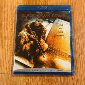 BLACK HAWK DOWN on BLU-RAY new in original wrap